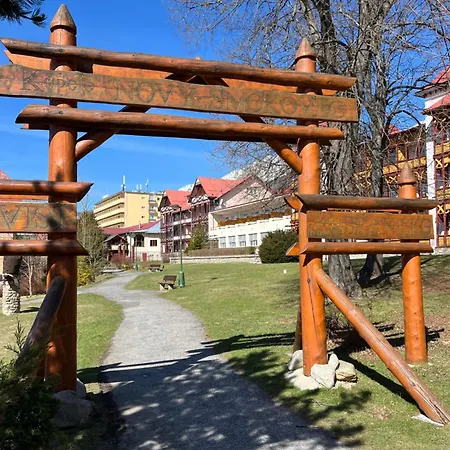 Branisko - Novy Smokovec Апартаменты Високе-Татри
